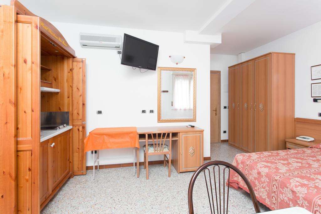 Hotel Residence Des Bains Cesenatico Eksteriør billede