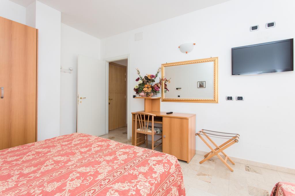 Hotel Residence Des Bains Cesenatico Eksteriør billede